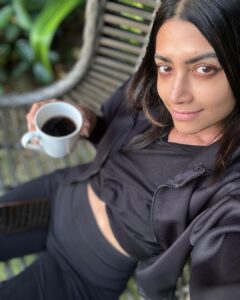 Mamta Mohandas Instagram - Dear ☀️ , I embrace you now like I have never before. 
So Spotted, I’m losing color… 
I rise even before you every morning, to see you glimmer your first ray through the haze.
Give me all you’ve got.. 
for I will be indebted, here on out and forever by your grace. 

#color #autoimmunedisease #autoimmune #vitiligo #faceit #fightit #embrace #newjourney #sunday #spotlight #imperfection #nomakeup #nofilter #embracethejourney #healing #healyourself