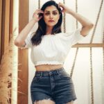 Mamta Mohandas Instagram - Dear Life .. I’ve become more and more aware of this as I’m getting older. Time n time again, You throw huge curveballs at me .. sometimes, the largest ones you can find, each one a little heavier than the previous one. You see, The muscles of my willpower might not be as strong as it once used to be.. but the power of hope is greater.. the imprints in my memory of peaks I have conquered in the past is greater. So , Wait until you see my throws! ☄️ 📸 @faisal_tirz 📍 @thefirstcollectionbusinessbay_ #wednesday #wednesdaywisdom #gettingfit #willpower #strength #women #health #autoimmunedisease #autoimmune #onemoretime #conquer #immunotherapy #fitness #pickmeup #willdoitagain #wakeup @dubai @mydubai @visit.dubai #homeawayfromhome #dubai #photography #workout #gym #casualwear #shorts #denim #uae The First Collection Business Bay