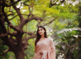 Mamta Mohandas Instagram - LIVE today to the fullest & LIVE 🔴 FROM TODAY in theaters near you @nidad_k_n @thadiyan.photography @livemovieofficial