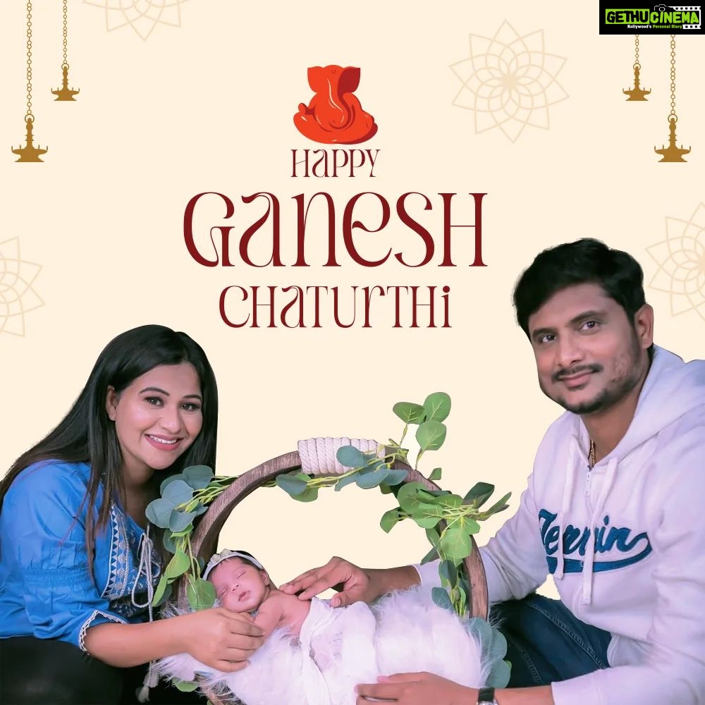 Manali Rathod Instagram - Our 1st Ganesh Chaturthi with Amaira🤩 Hope this auspicious and cheerful occasion will bring more joyous moments and smiles for you and your families. Here is wishing a joyous and colorful Ganesh Chaturthi to you! #ganapatibappa #ganapatibappamorya #jaiganesha
