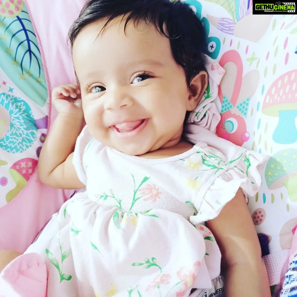 Manali Rathod Instagram - It is exactly 90 days since you were born my princess.Happy third month birthday. The light of God will always be upon you my ❤❤ #baby #myprincess #amairavarma #manalirathod #vijjithvarma #momlifeisthebestlife