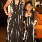 Mandira Bedi Instagram - When you twinning and you’re winning ❤️🥰🧿