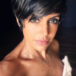 Mandira Bedi Instagram - No one has asked… But still I share! 🤪🤪🤪 My make up in 8 mins