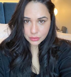 Mandy Takhar Instagram - #theselfie dump of the day 🙃🤓 Hope all well with you all 🤍 #MrShudai