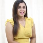 Manimegalai Instagram - Unlock the secret to luscious locks with Medimix Total Care Shampoo. Their natural blend of Apple cider vinegar, Wild ginger, Datura and more, ensures a healthy scalp, improved hair nourishment, and incredible softness. Embrace the change and flaunt your beautiful hair! 💫🌸 #MyMedimix #MedimixTotalCareShampoo #AVACholayil #GreatSkinDeservesBeautifulHair #MedimixTotalCare #HaircareRoutine #NaturalIngredients #HealthyHairJourney #avacholayil