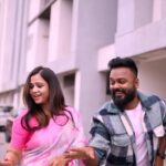 Manimegalai Instagram – What #jumka π Thideer Reels π
@mehussain_7 π
VC : @dhanush__photography
#dancereels #HussainManimegalai #coupledance