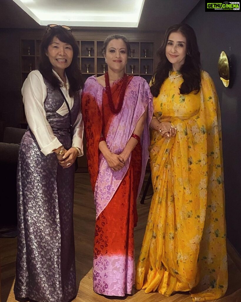 Manisha Koirala Instagram - Wearing traditional outfits.. loving every bit .. M&H - @ananekebeautysalon Saree- @archanaaryalofficial Kathmandu, Nepal
