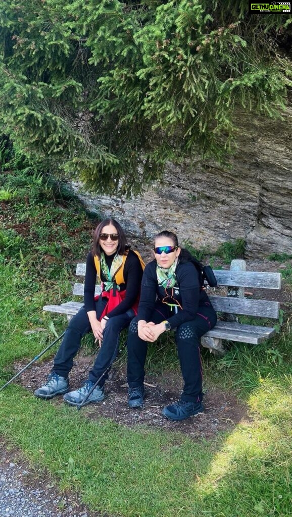 Manisha Koirala Instagram - Creating memories.. #friendship #travel #naturelovers #hikes #alps