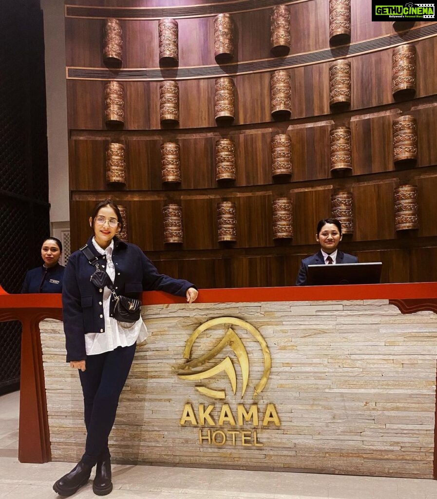 Manisha Koirala Instagram - Thank you @akamahotel for being the best host in #kathmandu !! Akama Hotel Ltd.