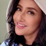 Manisha Koirala Instagram – “A secret to life: Know that none of this matters, and yet… live as if every single moment does.”.. anonymous ❤️💃🏻🧚‍♀️💃🏻🧚‍♀️❤️
Makeup by @tush_91