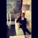 Manisha Koirala Instagram – When they say it they mean what they say, HEALTH IS WEALTH.
Only who has dealt with the challenges knows it. Thank you for such weapons to be created to take care of us and our health. 

My new addition to my home keeping me and my space safe. 
Dyson Purifier on its duty !
#DysonHome #DysonPurification #DysonIndia #Gifted #collab

@dyson_india Mumbai, Maharashtra