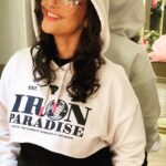 Manisha Koirala Instagram – Love my #hoodies .. #newphaseoflife❤️ #chill  #relaxedzonefinally
Makeup by @tush_91 Mumbai, Maharashtra