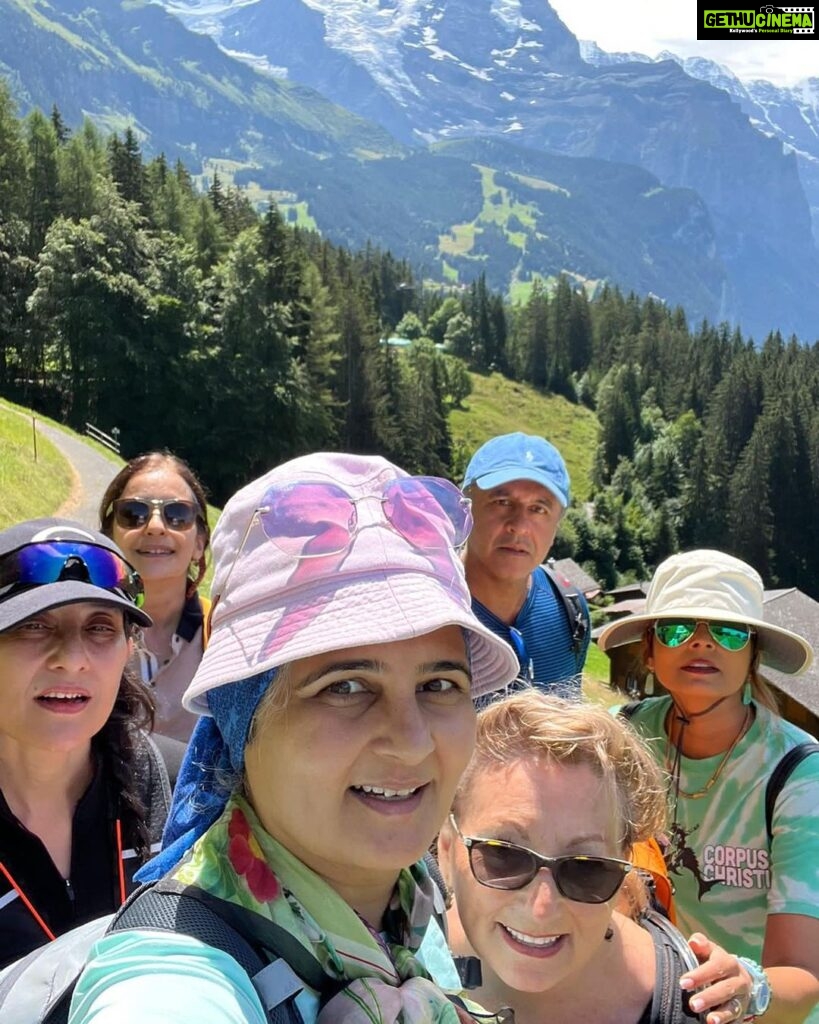 Manisha Koirala Instagram - Hiking people #naturelovers #hiking Wengen - Swiss Alps, Switzerland