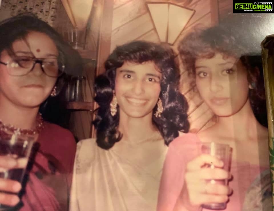 Manisha Koirala Instagram - From teenagers to now.. #timeless #schoolfriends