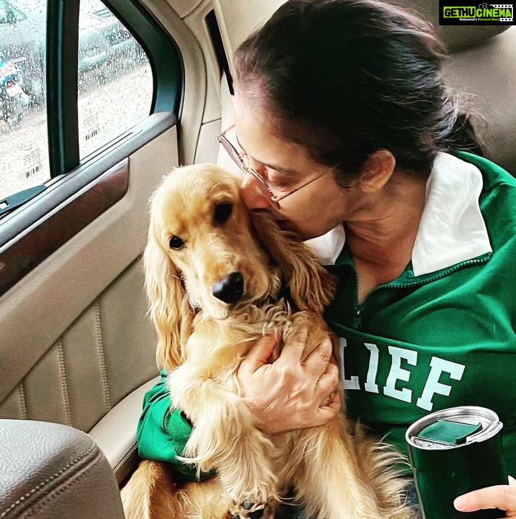Manisha Koirala Instagram - A dose of daily doggy cuteness #powfect #dogmom #puppyplay #mowglikoirala