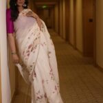 Manisha Koirala Instagram - I have always stood for being clear what one really wants from life and working hard to achieve that goal.. #fullfilledlife #findyourself #followjoy #onelife