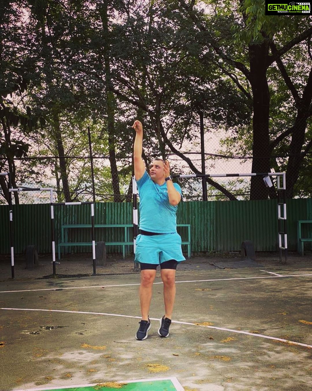 Manisha Koirala Instagram - Happy birthday dearest bhai @siddhartha.koirala tones of loving wishes but hereβs to follow your dream and living life in your term you have been a great sportsman..hope you carry your joys with vigour each day making it special for you..there are few things that gives us joy..letβs use those tools to the fullestβ¦ππππππππ