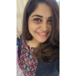 Manjima Mohan Instagram – Smiling cos it’s Saturday! ❤️