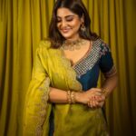 Manjima Mohan Instagram - 🦚 Styled by: @nikhitaniranja Outfit: @nainajainkolkata Jewellery: @konikajewellery HMU: @pinkyloha Shot by: @livingin24fps Photography team: @anupamasindhia