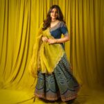Manjima Mohan Instagram - 🦚 Styled by: @nikhitaniranja Outfit: @nainajainkolkata Jewellery: @konikajewellery HMU: @pinkyloha Shot by: @livingin24fps Photography team: @anupamasindhia