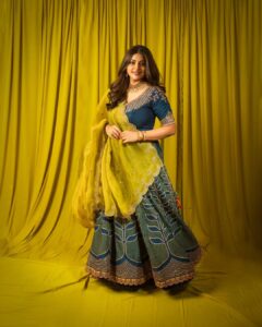 Manjima Mohan Instagram - 🦚

Styled by: @nikhitaniranja
Outfit: @nainajainkolkata 
Jewellery: @konikajewellery 
HMU: @pinkyloha
Shot by: @livingin24fps
Photography team: @anupamasindhia