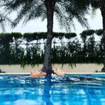 Manjima Mohan Instagram – Swimming shenanigans 🤽‍♀️🧜‍♀️❤️