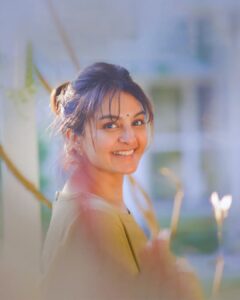 Manju Warrier Instagram - Let everything you do, be done in love! ❤️

 📸 @rajeevanfrancis 🤗