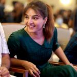 Manju Warrier Instagram - The most important decision you will ever make, is to be in a good mood 😊 📸 @click_and_touch