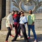 Manju Warrier Instagram - A journey is best measured in friends, rather than in miles ❤️ @kunchacks @rameshpisharody @rjmithun 📸@bineeshchandra #travel #friends #rome #italy