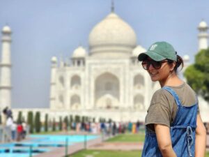 Manju Warrier Instagram - So much world, so little time 😊❤️

📸 @bineeshchandra
#travel #india #tajmahal