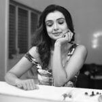 Mayuri Deshmukh Instagram - ♠️ Makeup Artist: @youbyaboli Photographer: @trilogy_works Hair : @nilampatel12 Managed by: @youbyaboli