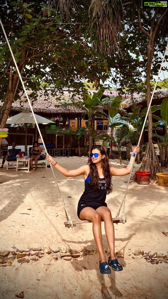 Mayuri Deshmukh Instagram - 🌼🌻🌸🏝️🍔🌮☕️🥂 Phú Quốc - Hòn Đảo Ngọc