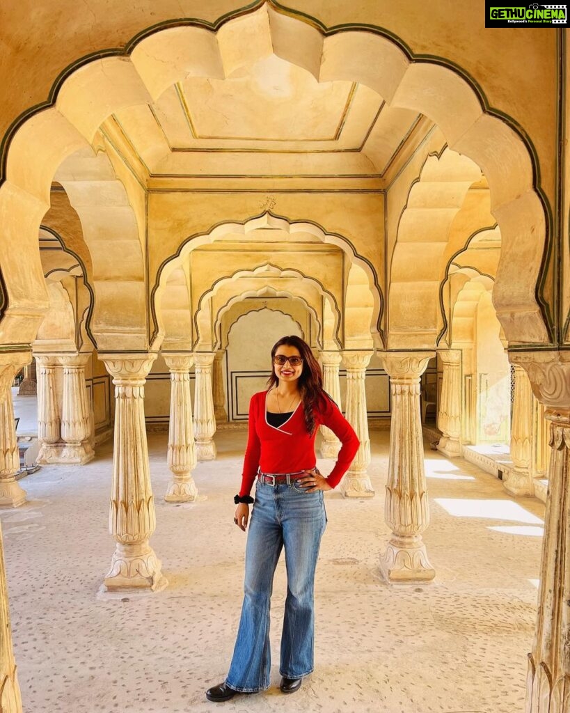 Mayuri Deshmukh Instagram - Frame perfect 💌 Amber Fort, Pink City, Rajastan