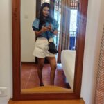 Mayuri Deshmukh Instagram - Who else is obsessed with mirrorfies? Pick your fav mirrorfie 😎