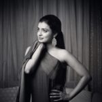 Mayuri Deshmukh Instagram - Those eyes of yours could swallow Stars Galaxies and Universes…..💟 📸: @vishwasgonsalves