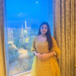 Meera Deosthale Instagram - A glimpse into one of most eventful week ❤️❤️ ❣️Small trip to hometown ❣️ meeting my bestie after ages ❣️reaching the first milestone towards fitness