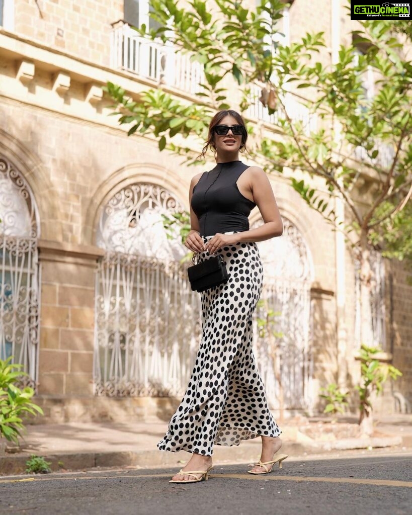 Miesha Saakshi Iyer Instagram - Romanticising life and feeling elegant. Cheers to that! Can’t wait to show you everything I got from @mangostores_india . Follow them to know what’s going on in the world of #Mango because with @mango you get to be who you are, #LikeNoOneIsWatching #MangoGirls #MangoIndia #MangoGirlsIndia23 #paidpartnership