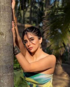 Miesha Saakshi Iyer Instagram - Somewhere on a beach 🏝️