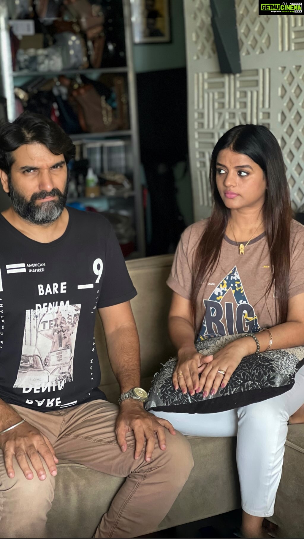 Mitali Nag Instagram - Tag karlo uss dost ko Kaamyabi jiske kadam choom Nahi paa rahi 🤣🤣🤣🤣🤣😂😂😂😂😂😅😅😅😅 . . . Featuring @soneer_vadhera . . #mitaalinag #funnyreels #contentcreator #indianactress #trendingaudio #333 trending audios reels Mumbai - मुंबई