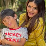 Mitali Nag Instagram – The last one proves he is just like his father 😂♥️🤣
.
.
.
@rudransh_pardeshi @sankalppardeshi @akanksha_shahani
#mitaalinag #indianactress #contentcreator #family #motherson #funnyreels #trendingaudio #333