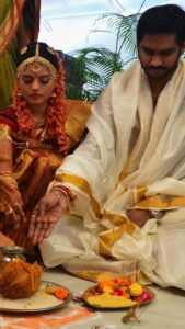 Mitali Nag Instagram - My husband of 8 years wants to leave me… what do you think I should do…? . . . #mitaalinag #funnyreels #indianactress #trendingaudio #333