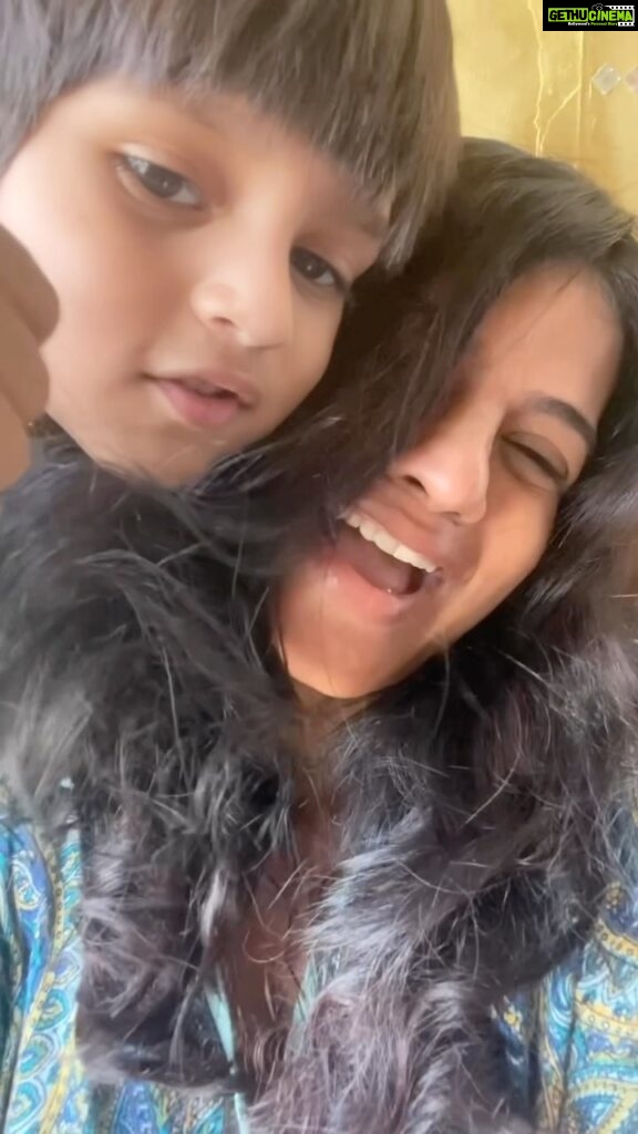 Mitali Nag Instagram - Did this leave a smile on your face…?This one is certainly music to your heart… Today being World Music Day, I couldn’t help but share this ♥️ @rudransh_pardeshi . . . #mitaalinag #chocolateeyedboy #worldmusicday #motherson #333