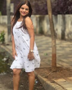 Mitali Nag Instagram - Currently… 😊♥️
.
.
.
Outfit @thegroomingcollection 
Stylist @the_neerajpandey 
#mitaalinag #collab #fashion #333 #afsarbitiya