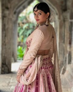 Mitali Nag Instagram - 1, 2 or 3…? 
.
.
.
Outfit @soniyagofficial 
Stylist @the_neerajpandey 
Jewellery @kash_designs2021 
📸 @mk_____kotapalli 
#mitaalinag #indian #collab #333