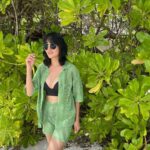 Nalini Negi Instagram - Bold and Beautiful: Channeling Nature’s Sass Factor” 👗 @wildcherry.in @adaaranmeedhupparu #adaaranmeedhupparu @adaaranresorts #adaaranresorts #aitkenspencehotels @adaaranprestigewatervillas #adaaranprestigewatervillas @planmyleisure #planmyleisure Adaaran Select Meedhupparu - Maldives