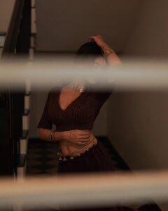 Nandana Varma Instagram - 🌸

Picture by: @yaami____ 
Styled by: @_chuake 🪄
Mua&Hair: @zara___makeover 🪄
Location: @azora.hotels