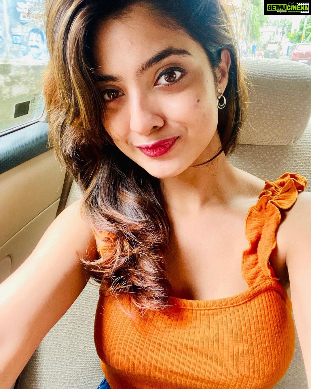 Nandana Varma Instagram - ๐งก๐