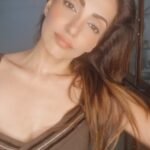 Navina Bole Instagram - Side eye. . 👀👀!! #hoppingonthetrend #reeloftheday #reelofinstagram #reeltrending #reelitfeelit #reels #newreels #instareelsindia❤️ #instareels #trendingreels #boombastic #sideeye #funnyreels #itiswhatitis #explorepage #explore #navinabole #tgif Happy Place