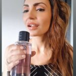 Navina Bole Instagram - This is why I suck at #karoake !! This one will never get old!🤪🙈😂🎤🎧🎵🎶 #reelsinstagram #reeloftheday #funny #funnyreels #newreels #instareelsindia❤️ #reelitfeelit #when #laugh #lovelive #explorepage #explore #navinabole #instalaugh #instareel #instagood #instagram #wednesday #omsairam #positivevibes Happy Place