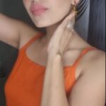 Navina Bole Instagram - Can't stop flaunting the #kissmesummer collection from @doradajewellery ✨️✨️ These gorgeous pieces are 18k gold plated, handcrafted, and anti-tarnish!! Can't pick which one I like the most. Can you?😍😁 #reelsinstagram #reeloftheday #reels #reelstrending #trendingreels #reelitfeelit #instareelsindia❤️ #newreels #jewellery #18kgold #antitarnishjewelry #handcrafted #beauty #jewellerylover #selflove #eleganceisanattitude #favorite #explorepage #explore #navinabole #weekendvibes #saturdayvibes #saturdaynight #omsairam #positivevibes #peaceandlove